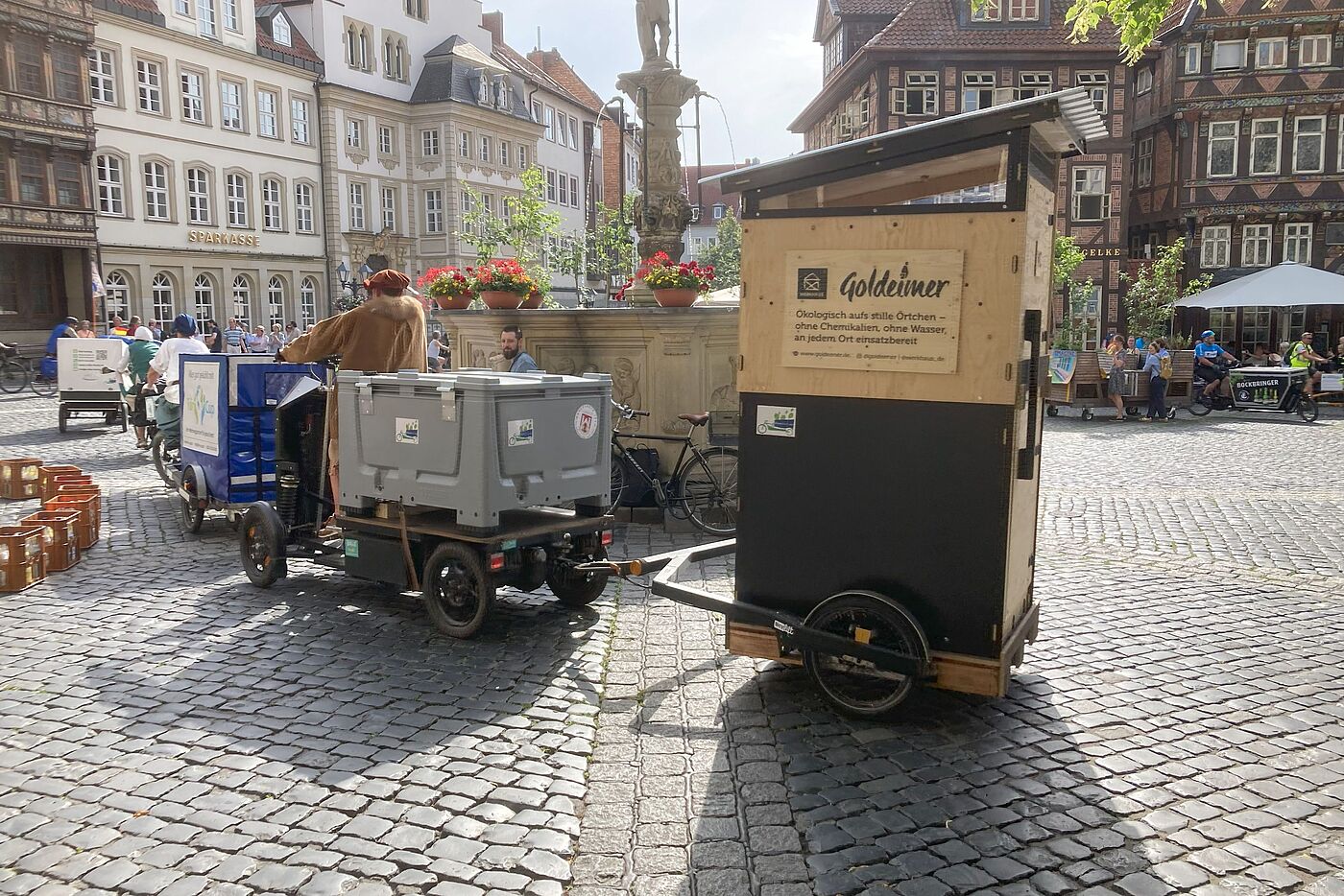 Lastenräder auf Hildesheimer Marktplatz